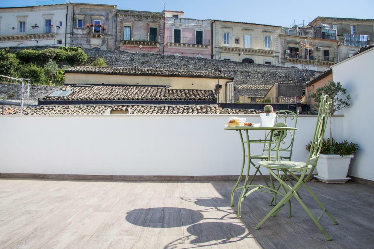 Bframe Cornice Barocca Ragusa Exterior foto